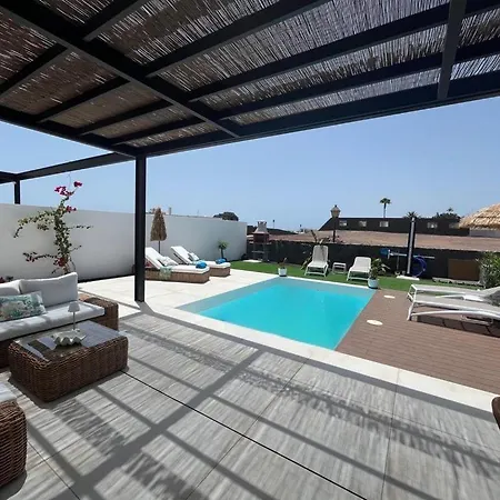 Serena Homes By Livvo Villa